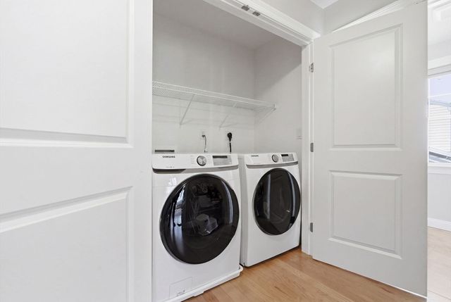 7 Spring Ct A, Woburn, MA 01801