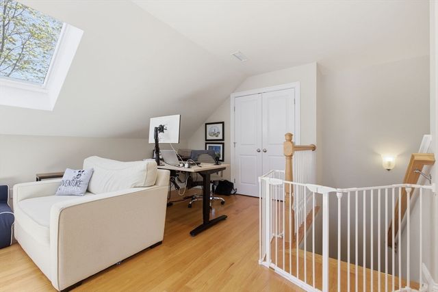7 Spring Ct A, Woburn, MA 01801