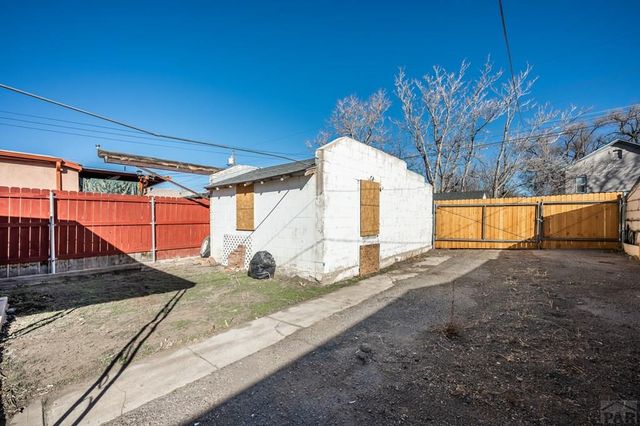 1008 Elm St, Pueblo, CO 81004