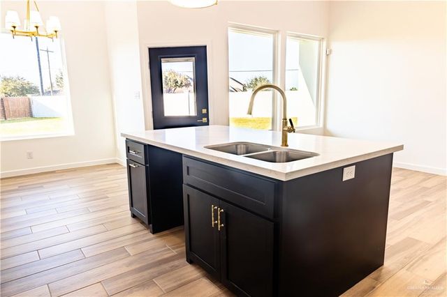 1100 Lorelai Drive, San Juan, TX 78589