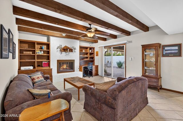 7040 N 11TH Avenue, Phoenix, AZ 85021