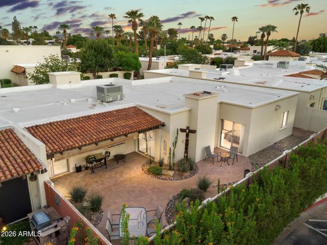 7040 N 11TH Avenue, Phoenix, AZ 85021