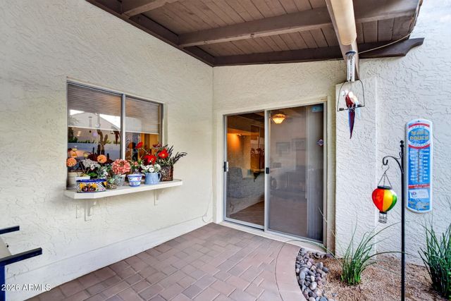 7040 N 11TH Avenue, Phoenix, AZ 85021