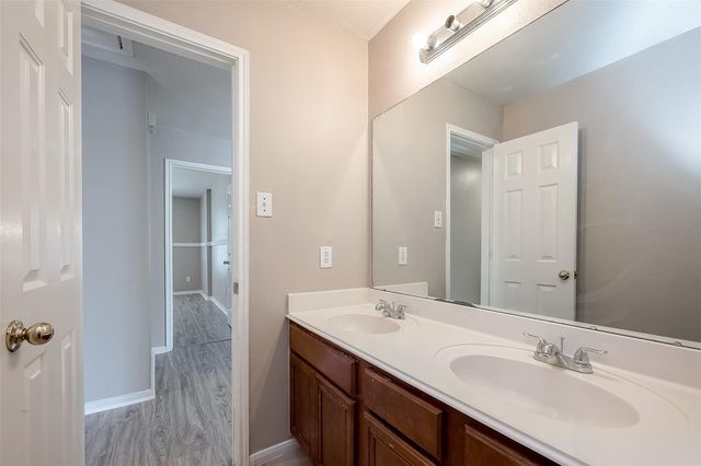 2118 Long Trail Path Court, Spring, TX 77373