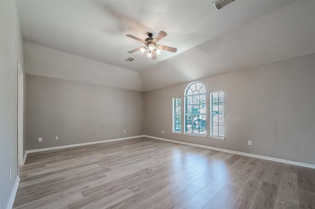 2118 Long Trail Path Court, Spring, TX 77373