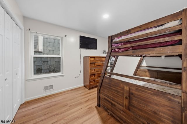 519 Maple Ave, Elizabeth City, NJ 07202