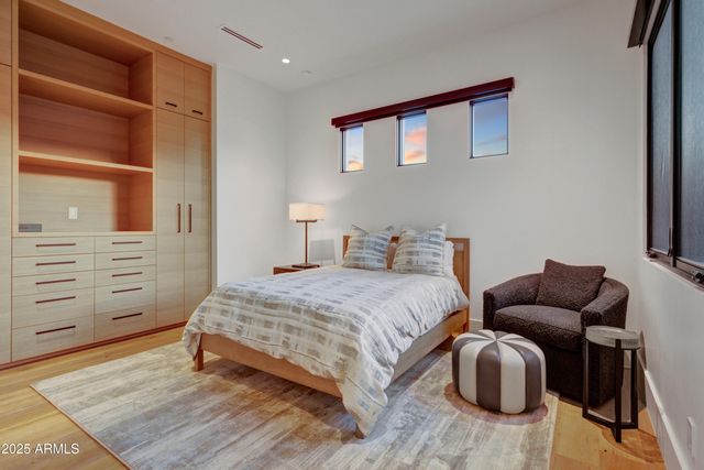 6930 E CACTUS WREN Road, Paradise Valley, AZ 85253