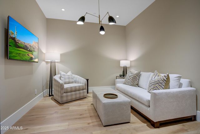 6930 E CACTUS WREN Road, Paradise Valley, AZ 85253