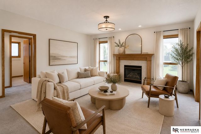 1250 Glenwood Court, Fremont, NE 68025