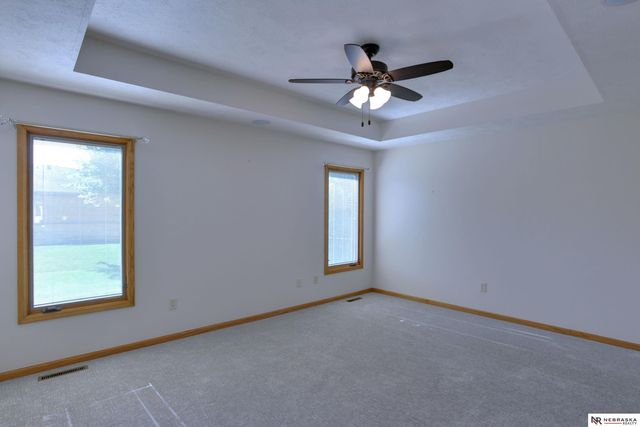 1250 Glenwood Court, Fremont, NE 68025