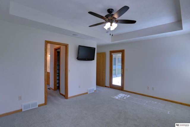 1250 Glenwood Court, Fremont, NE 68025