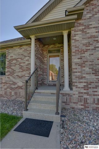 1250 Glenwood Court, Fremont, NE 68025