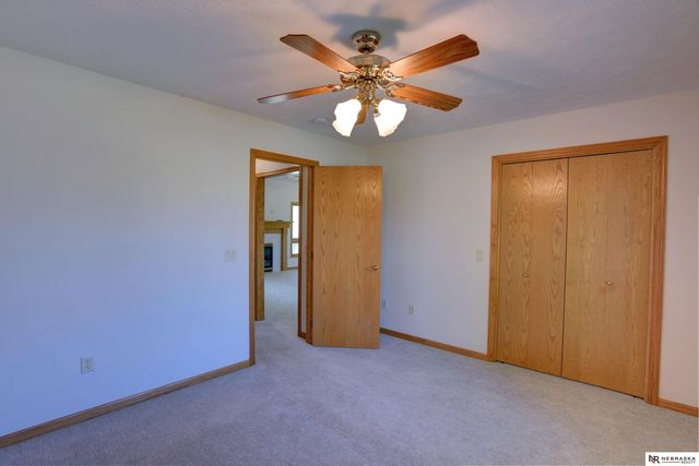 1250 Glenwood Court, Fremont, NE 68025