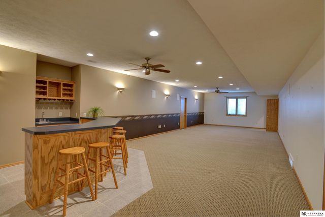 1250 Glenwood Court, Fremont, NE 68025