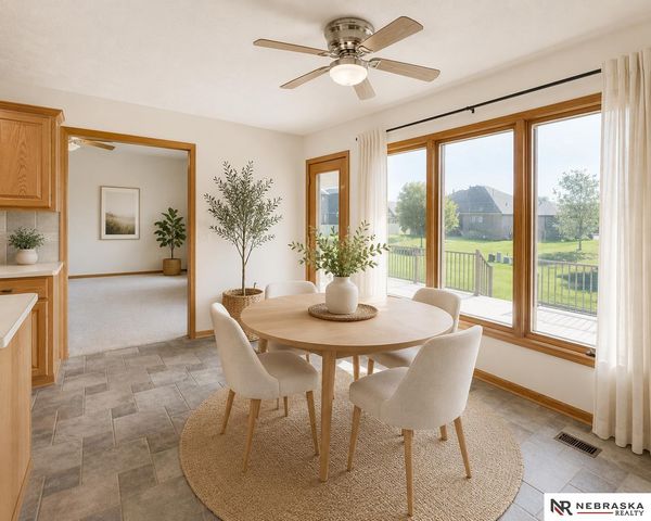1250 Glenwood Court, Fremont, NE 68025