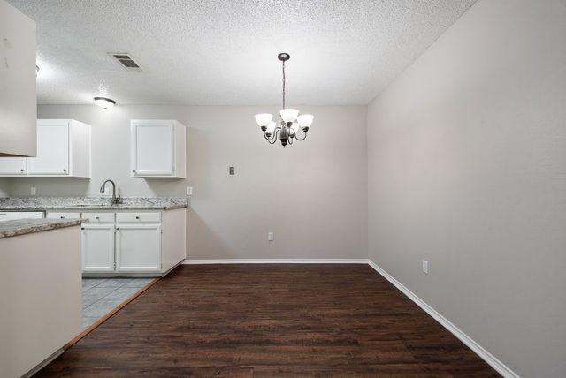 6608 Parkview Lane, North Richland Hills, TX 76182