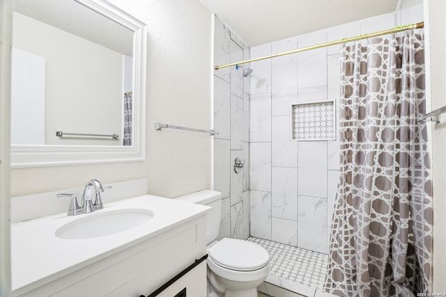 7402 Branching Peak, San Antonio, TX 78244