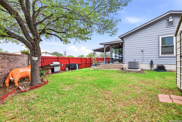 7402 Branching Peak, San Antonio, TX 78244