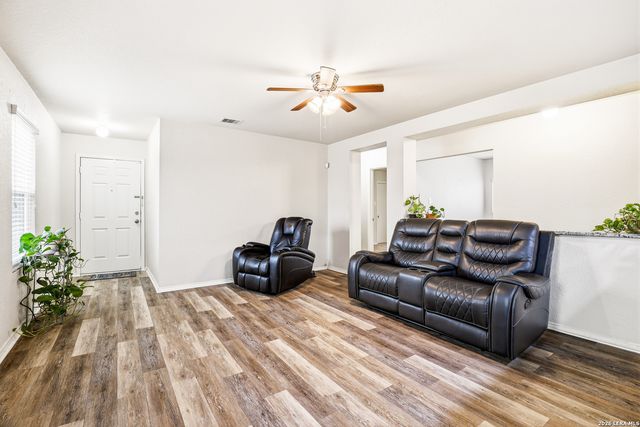 7402 Branching Peak, San Antonio, TX 78244