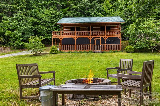 3245 Puncheon Fork Road, Mars Hill, NC 28754