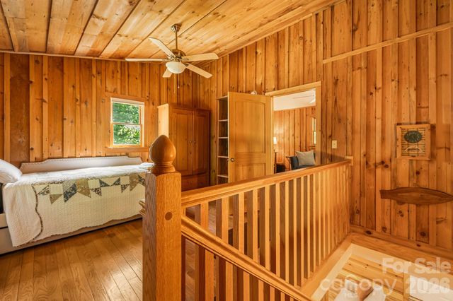 3245 Puncheon Fork Road, Mars Hill, NC 28754