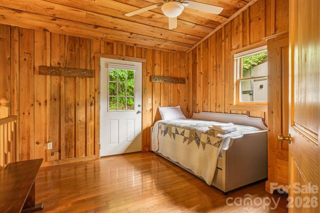 3245 Puncheon Fork Road, Mars Hill, NC 28754