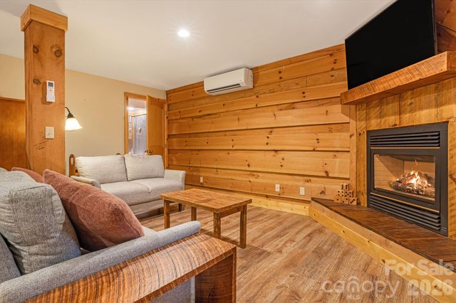 3245 Puncheon Fork Road, Mars Hill, NC 28754