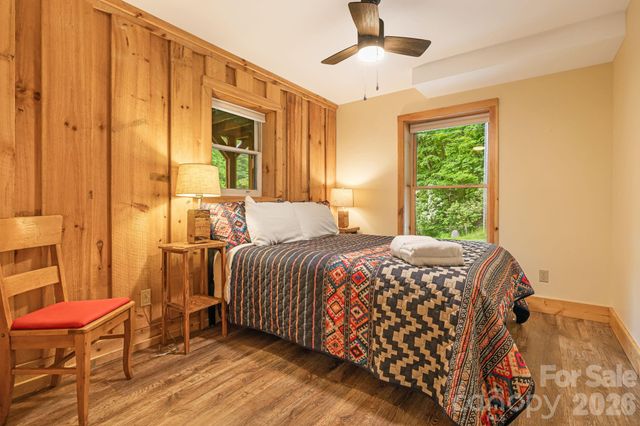 3245 Puncheon Fork Road, Mars Hill, NC 28754