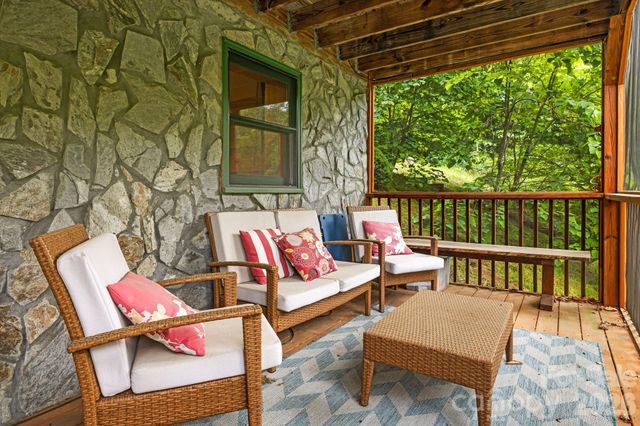 3245 Puncheon Fork Road, Mars Hill, NC 28754