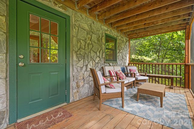 3245 Puncheon Fork Road, Mars Hill, NC 28754