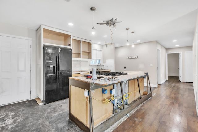 604 P St, Lincoln, CA 95648