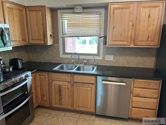 31 Harvard Street, Pocatello, ID 83201