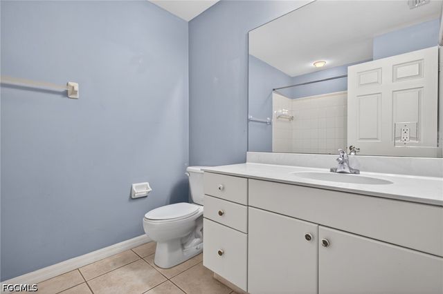 950 Hancock Creek South BLVD 425, Cape Coral, FL 33909