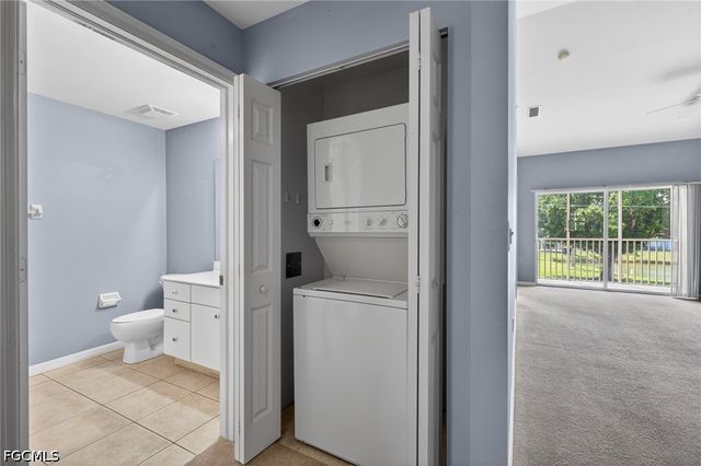 950 Hancock Creek South BLVD 425, Cape Coral, FL 33909