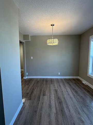 3557 Dupont Avenue N, Minneapolis, MN 55412