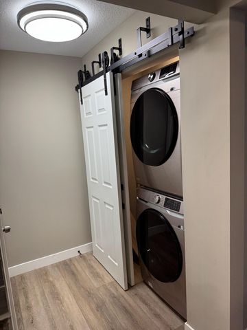 3557 Dupont Avenue N, Minneapolis, MN 55412