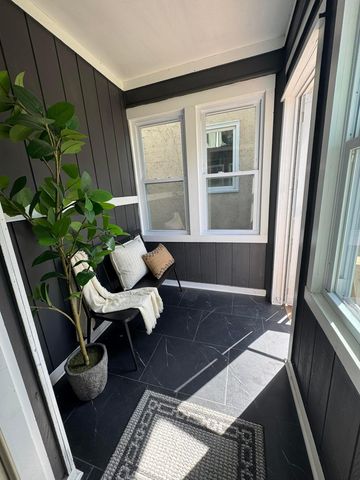 3557 Dupont Avenue N, Minneapolis, MN 55412