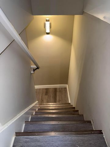 3557 Dupont Avenue N, Minneapolis, MN 55412