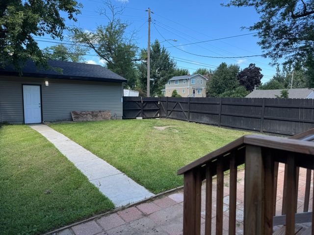 3557 Dupont Avenue N, Minneapolis, MN 55412