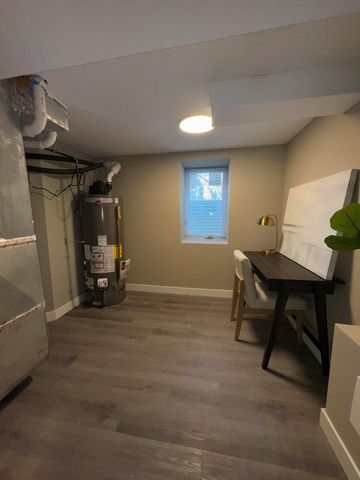 3557 Dupont Avenue N, Minneapolis, MN 55412