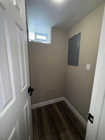 3557 Dupont Avenue N, Minneapolis, MN 55412