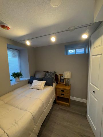 3557 Dupont Avenue N, Minneapolis, MN 55412