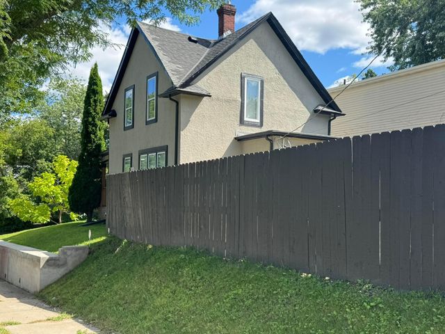 3557 Dupont Avenue N, Minneapolis, MN 55412