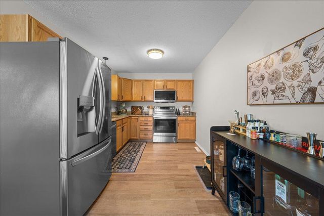 1579 County Road D E K, Maplewood, MN 55109