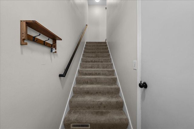 1579 County Road D E K, Maplewood, MN 55109