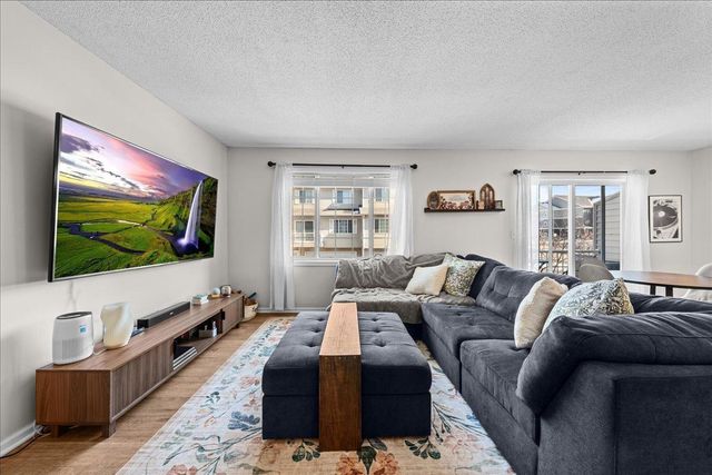 1579 County Road D E K, Maplewood, MN 55109