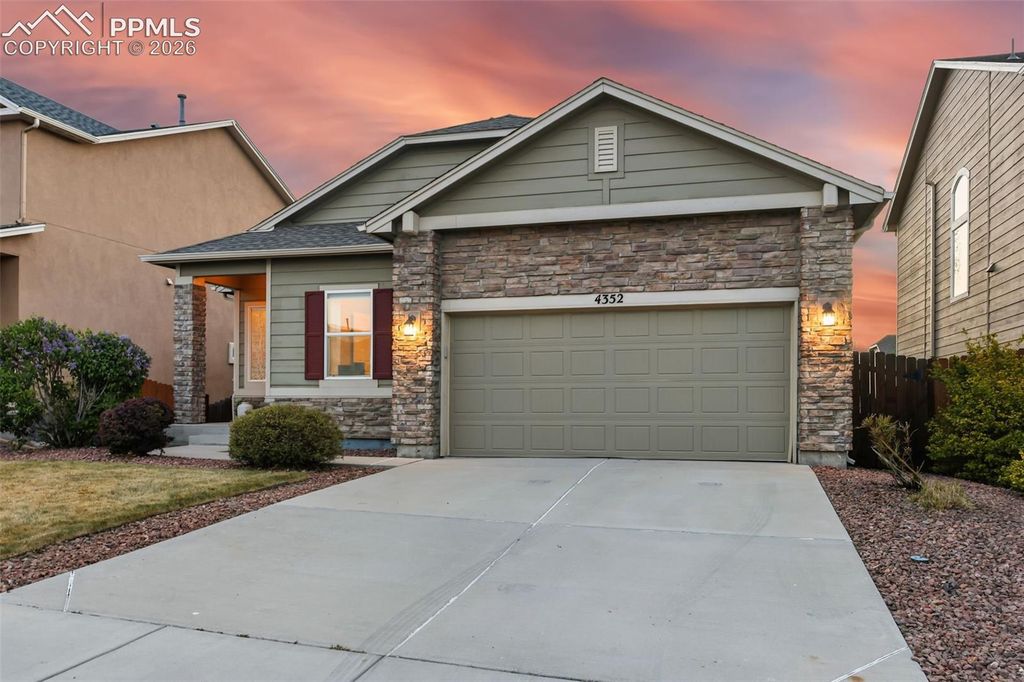 4352 Canteen Trail, Colorado Springs, CO 80922 — exterior