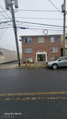 634 S Broad St 2-b, Elizabeth City, NJ 07202
