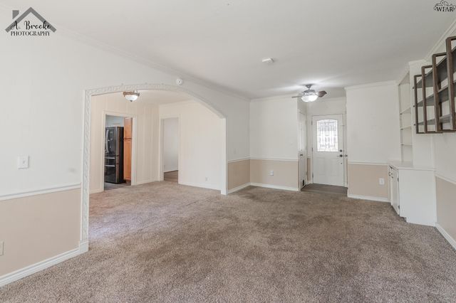 3211 PECKHAM STREET, Wichita Falls, TX 76308