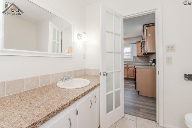 3211 PECKHAM STREET, Wichita Falls, TX 76308